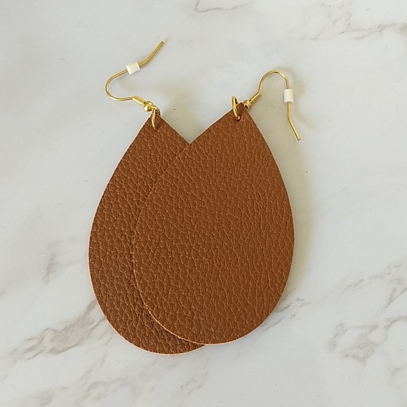 Leather earrings - Picture 2 of 6